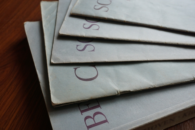 ピアノ独学のための教材選び